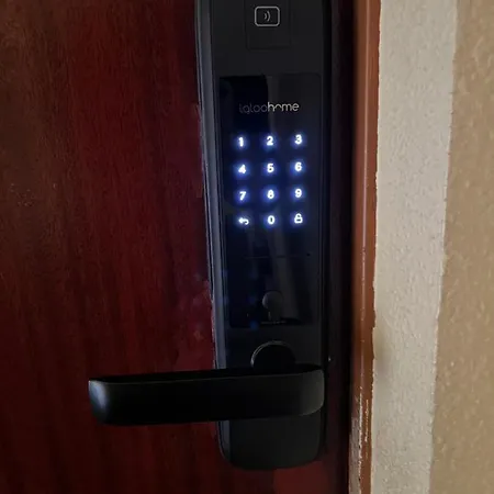 Nouveau! Vue 180° Et Place Parking Lägenhet *