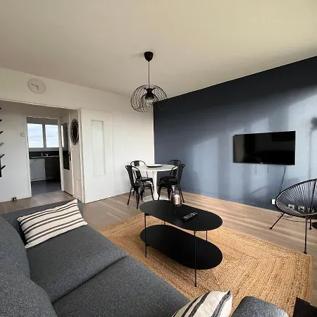 Nouveau! Vue 180° Et Place Parking Apartment *